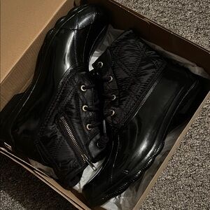 Sperry Boots with Zipper